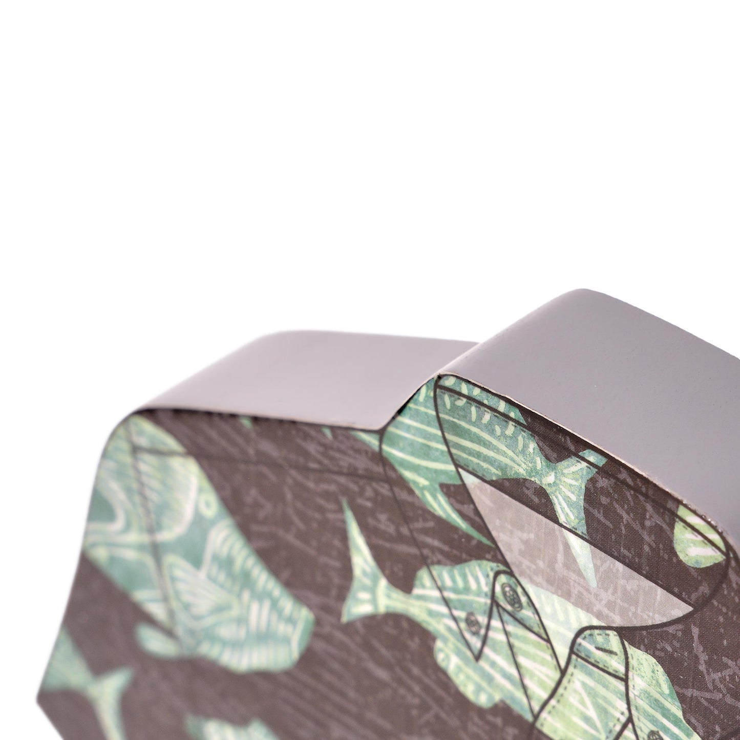 Kona Coast by Reyn Spooner 50th State Waves, Island Paradise, the Reef Table Top Decor Bundle