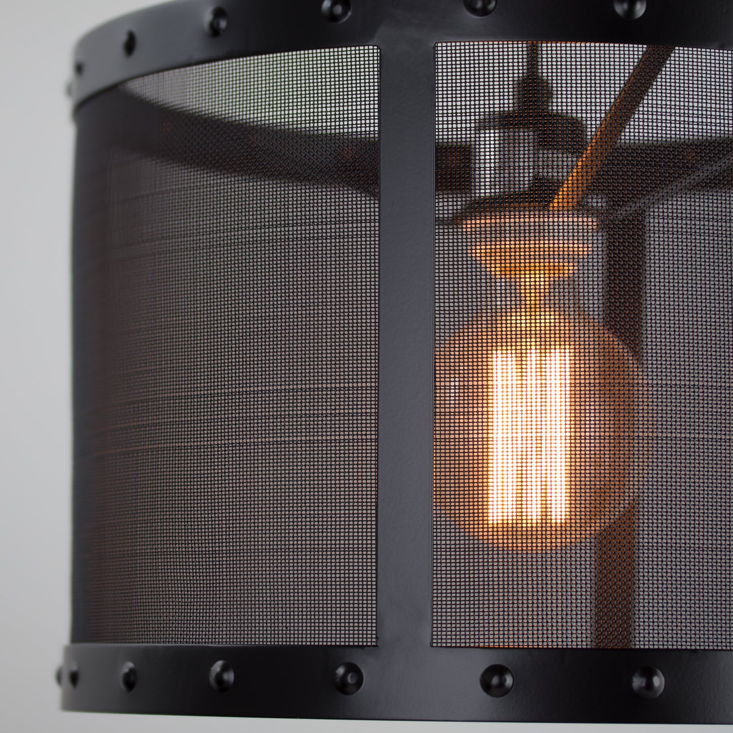 Industrial Black Metal Pendant Lighting