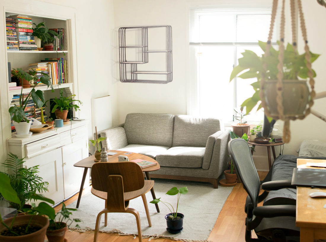 Helpful College Room Decor Ideas To Make Their New Space Feel Like Home