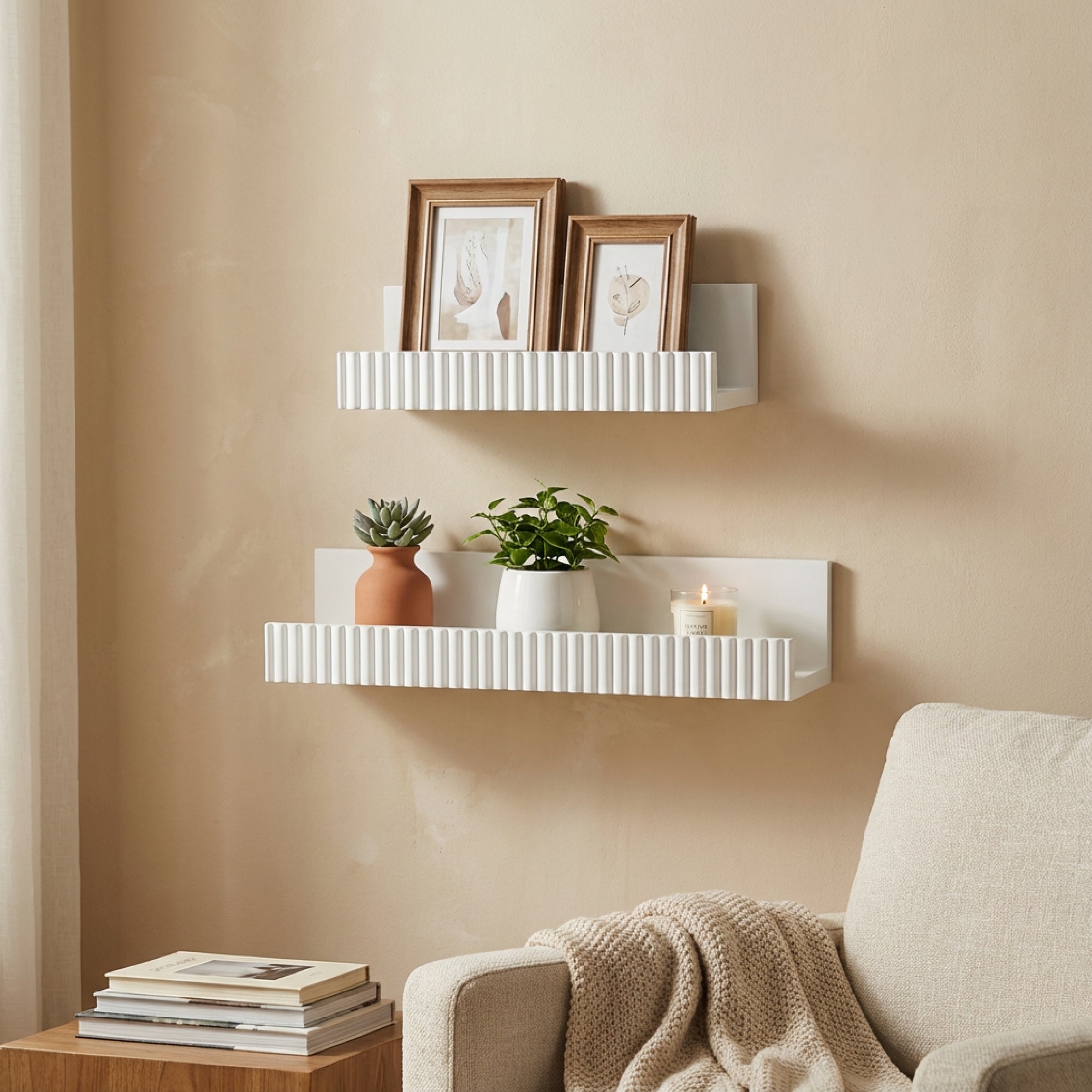 Ribbed 2-Piece Floating Wall Shelf Set, White Shabby Chic